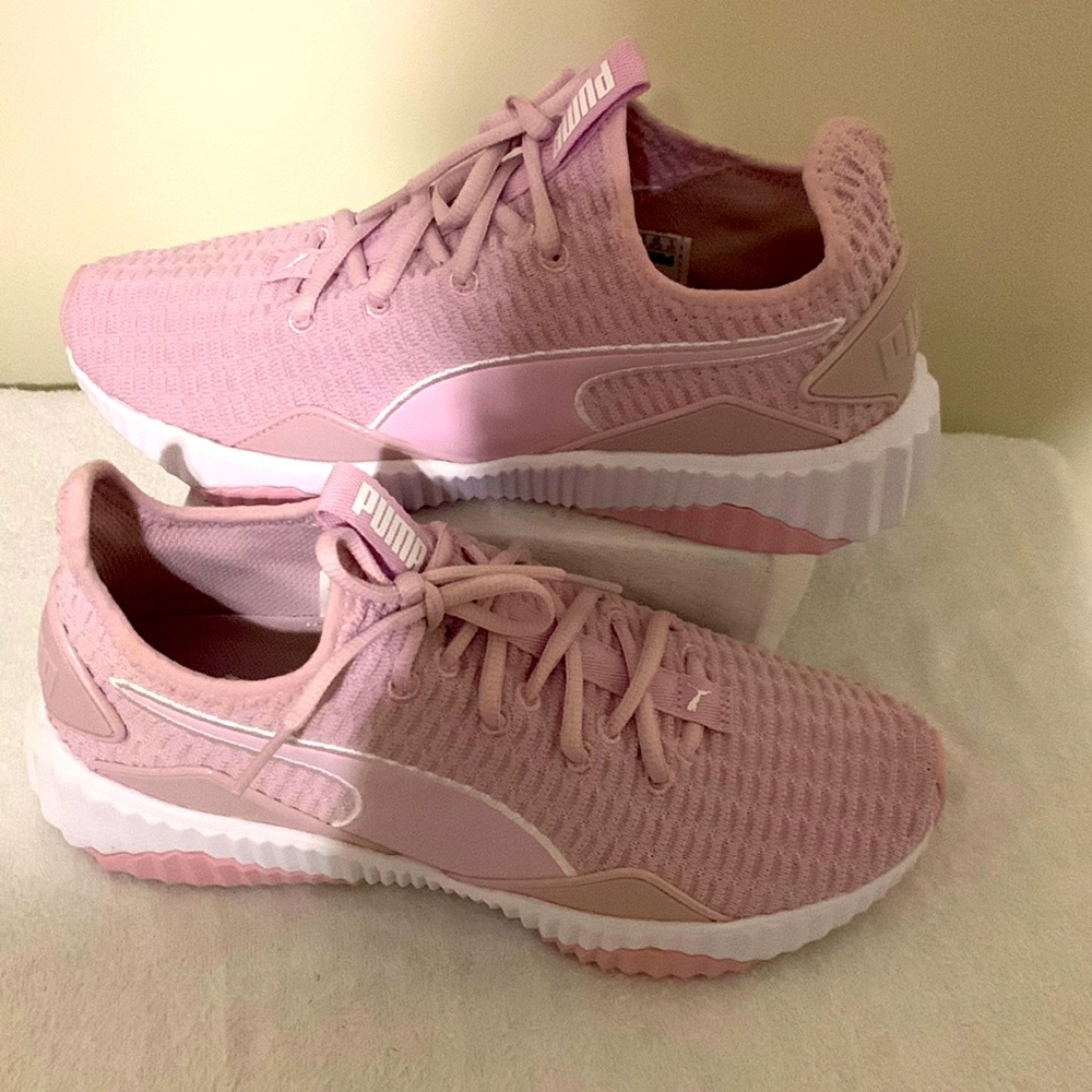 NWOT Pink/White Puma Sneakers